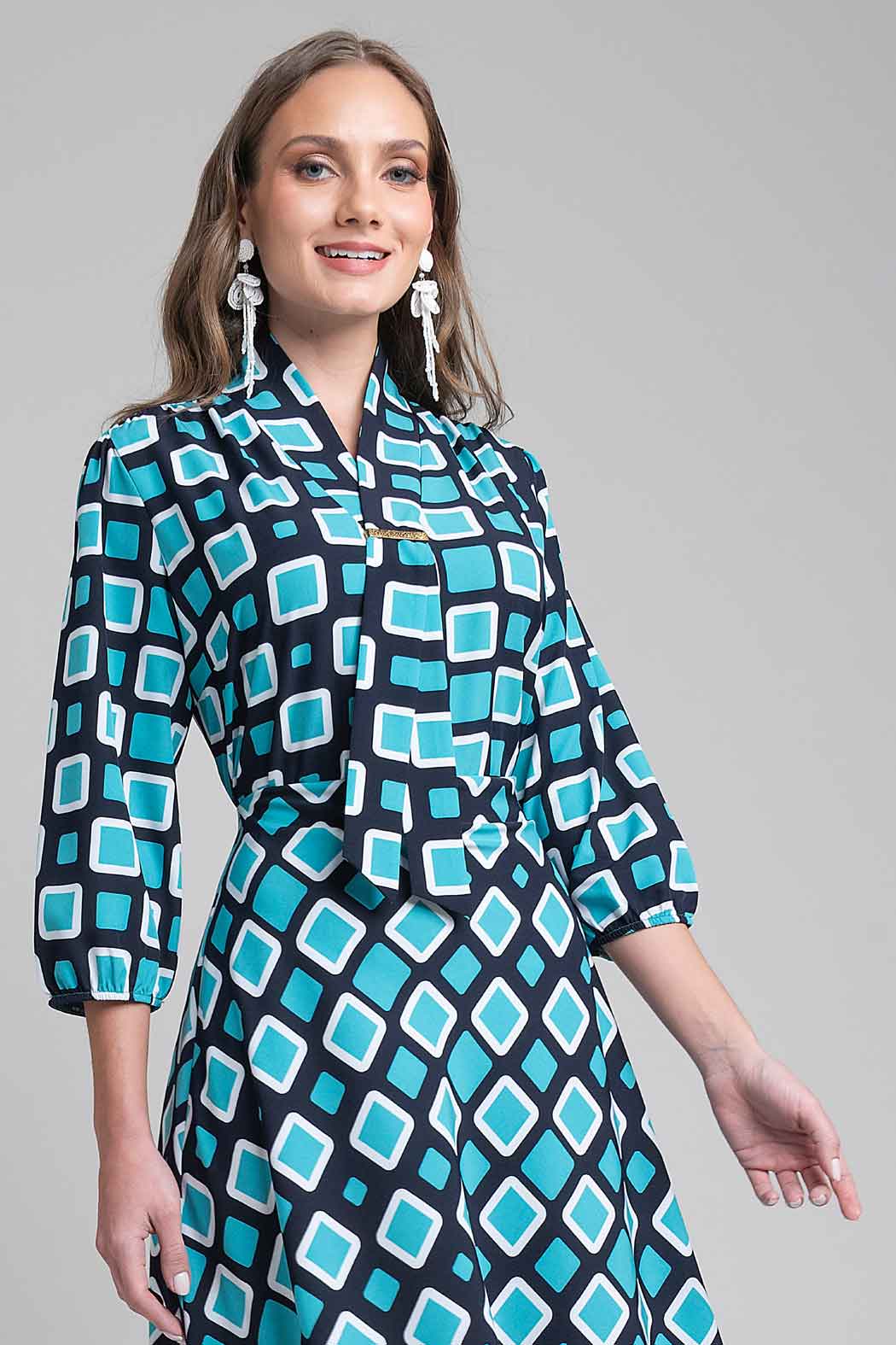 Blusa Estampada Con Corbatin