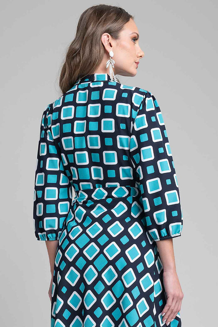 Blusa Estampada Con Corbatin