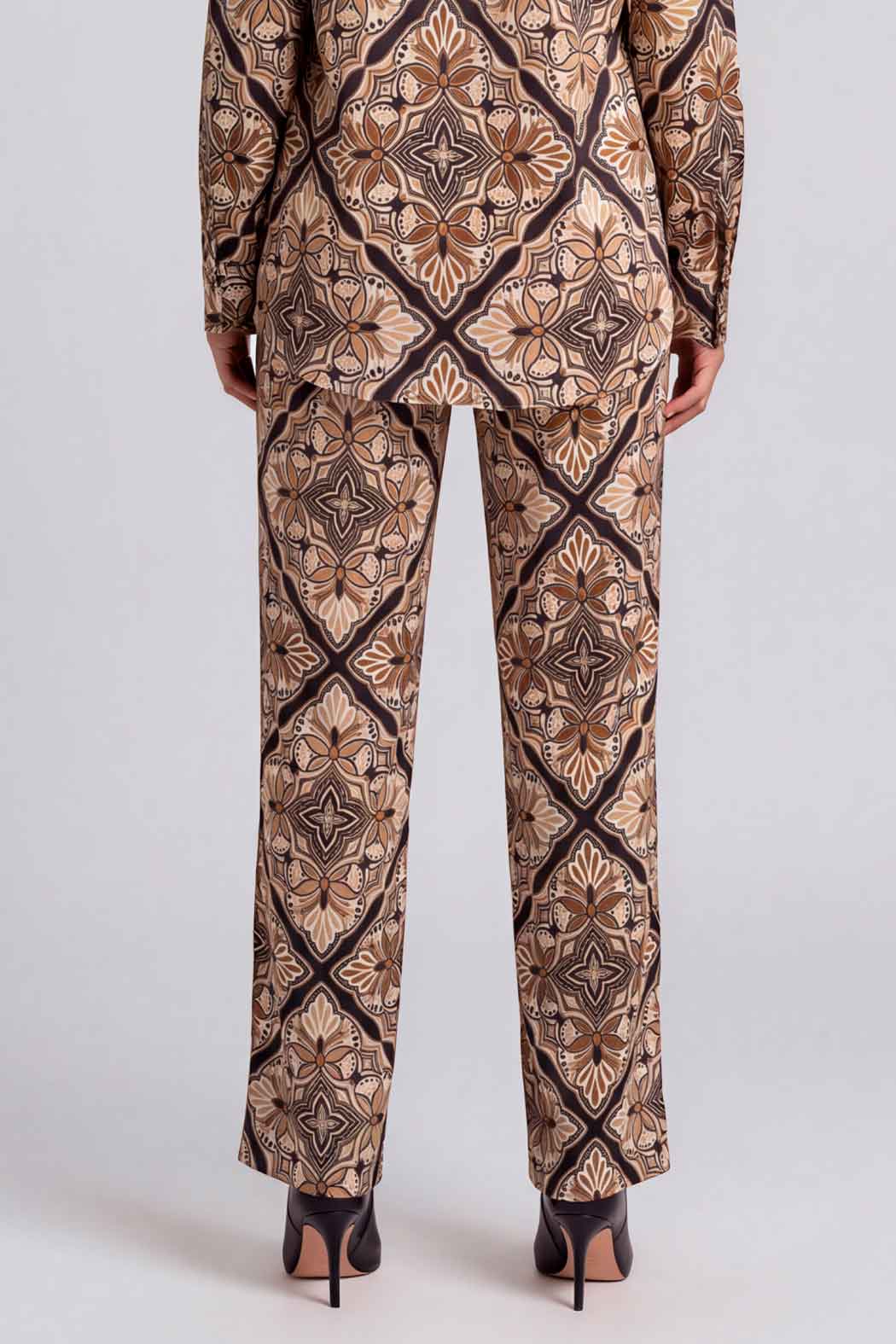 Pantalon Estampado Corte Amplio