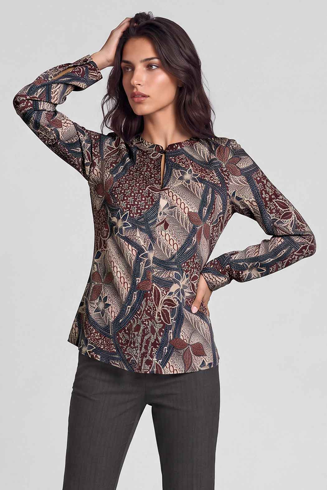 Blusa Estampada Con Manga Larga