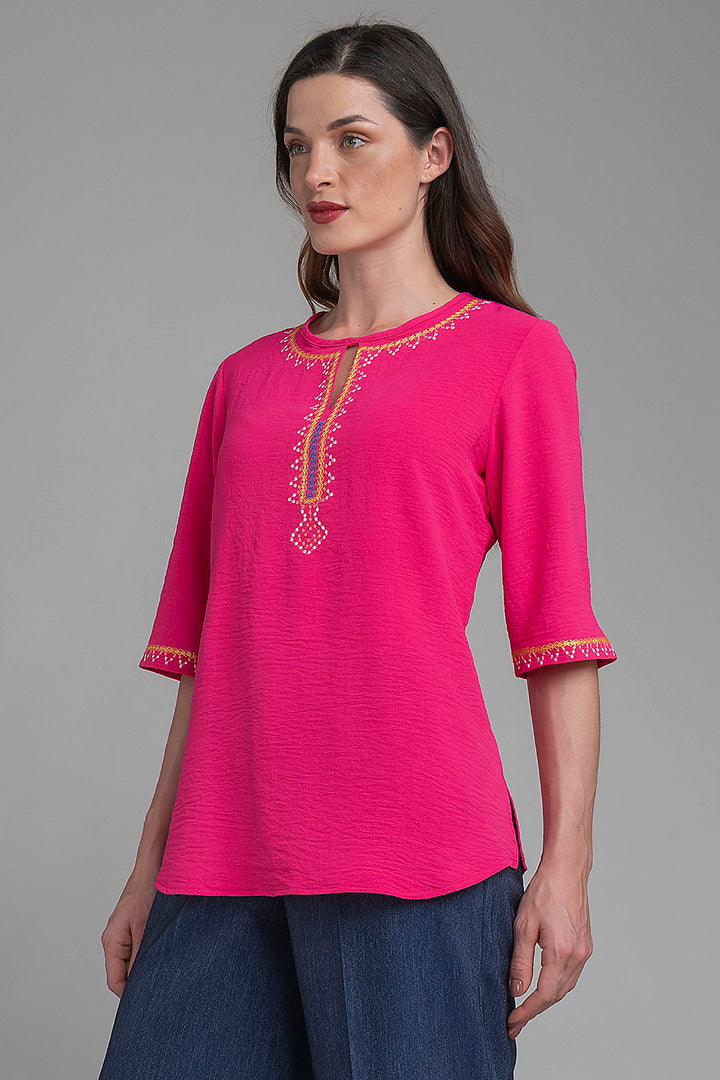 Blusa Con Manga 3/4 Y Detalles Bordados
