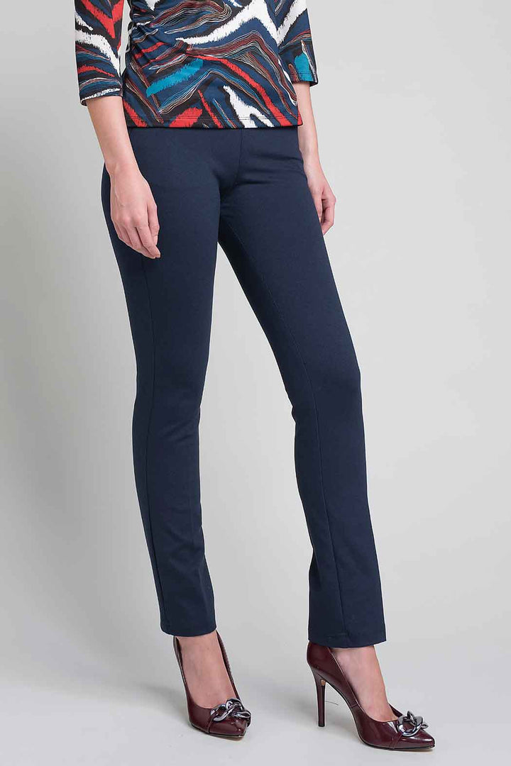 Pantalon Corte Recto Con Cierre En Bolsas