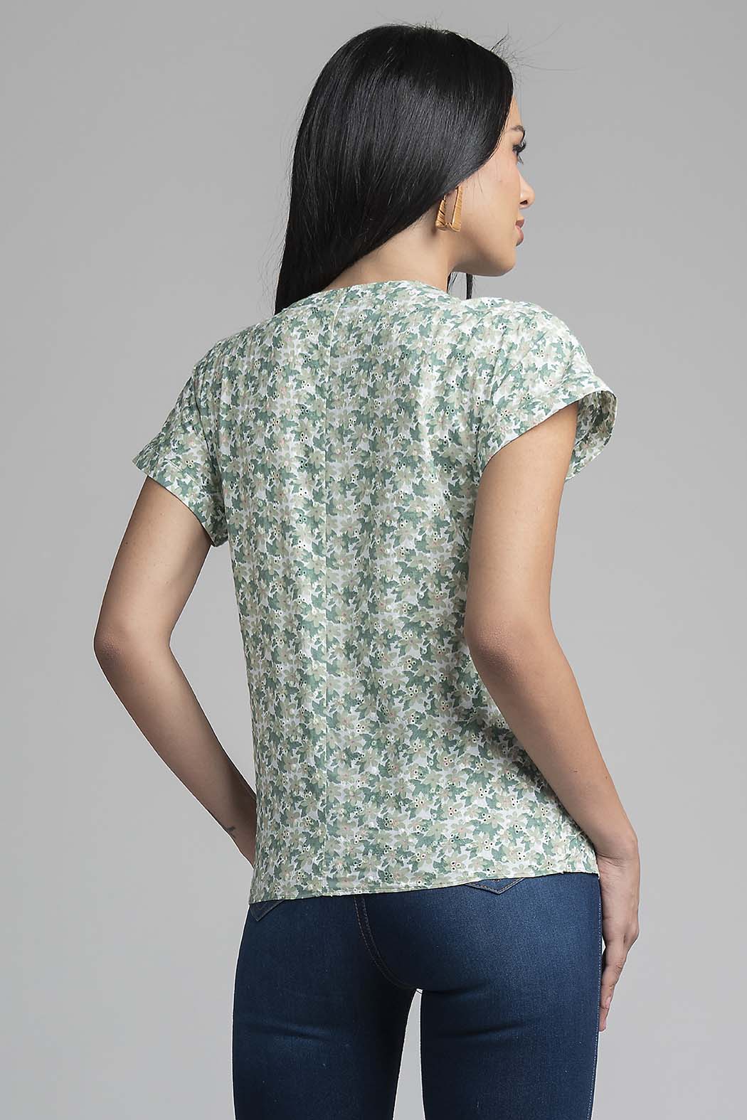 Blusa Con Estampado De Flores