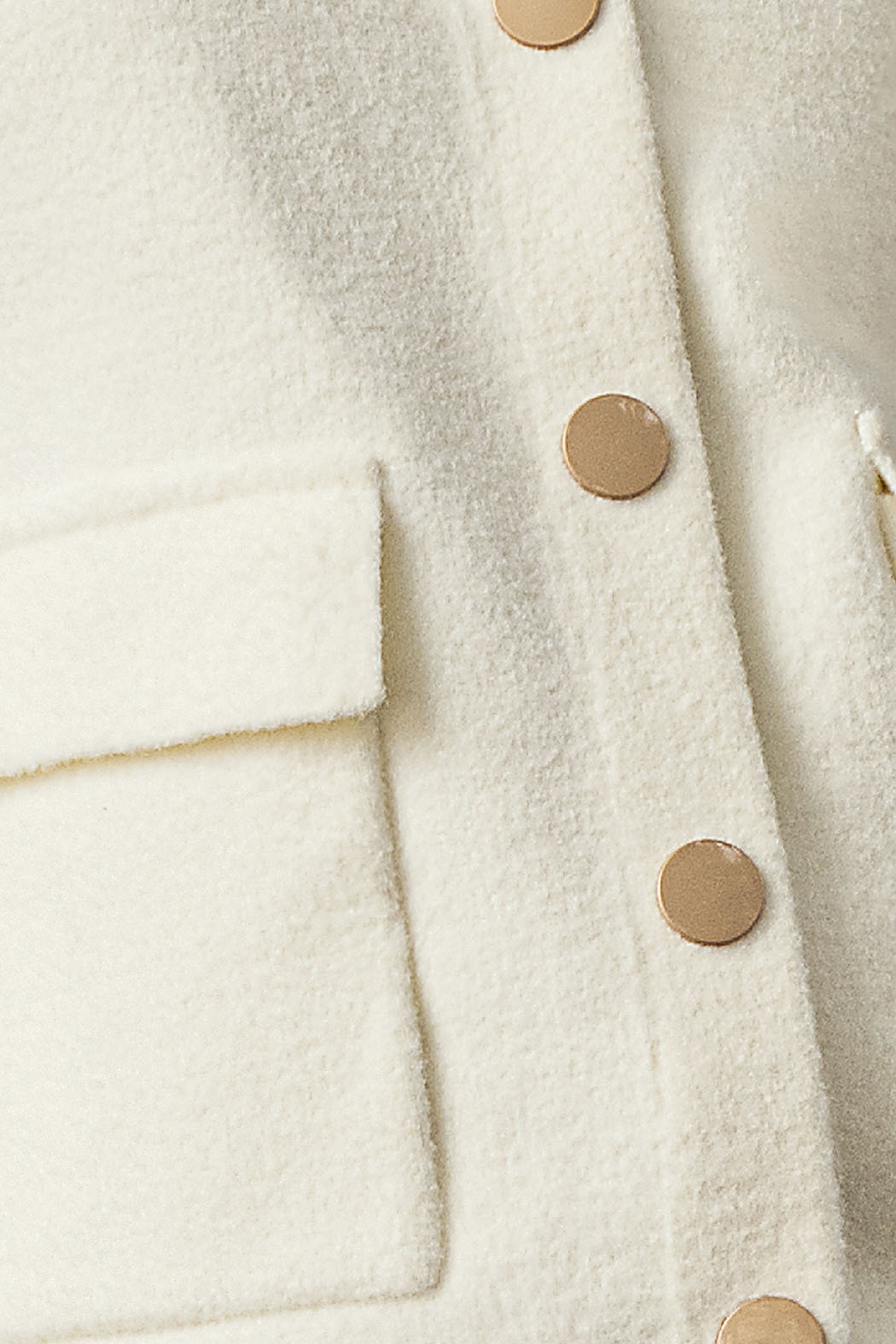 Sueter Con Broches Al Frente