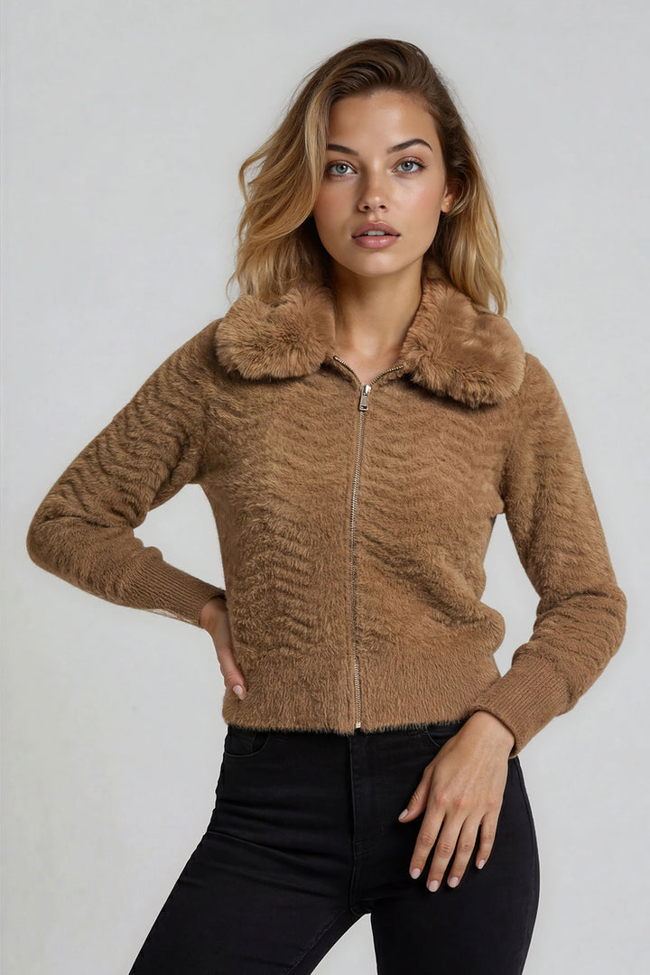 Sueter Con Cuello De Peluche