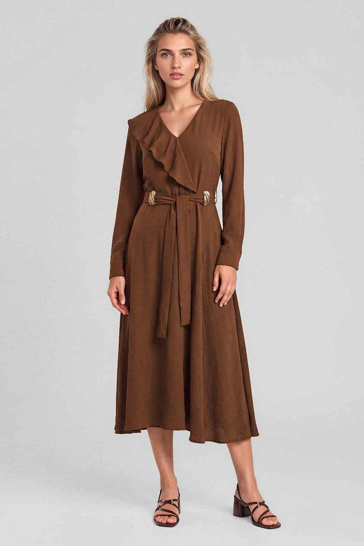 Vestido Midi Cruzado Con Olan En Pecho