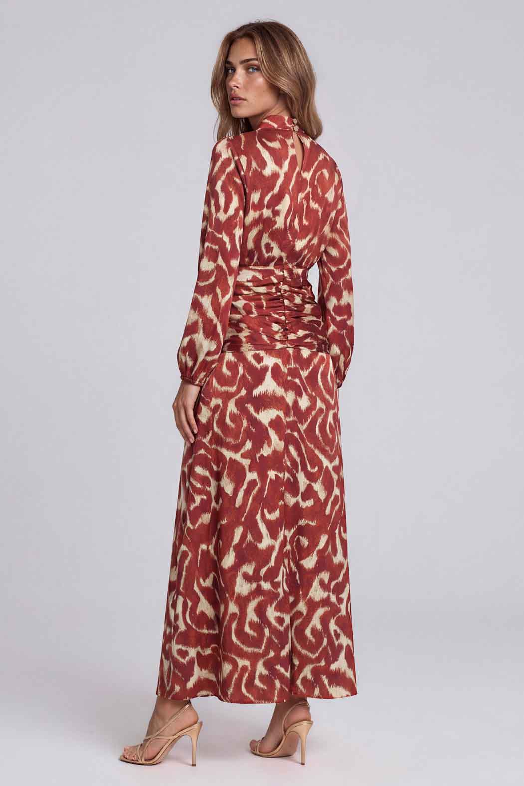 Vestido Estampado Con Plisado En Cintura