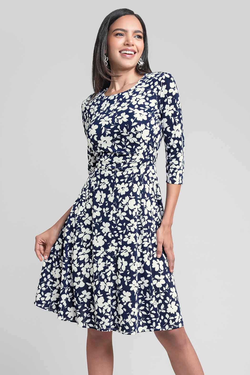 Vestido Estampado Floran Con Plasado En Cintura