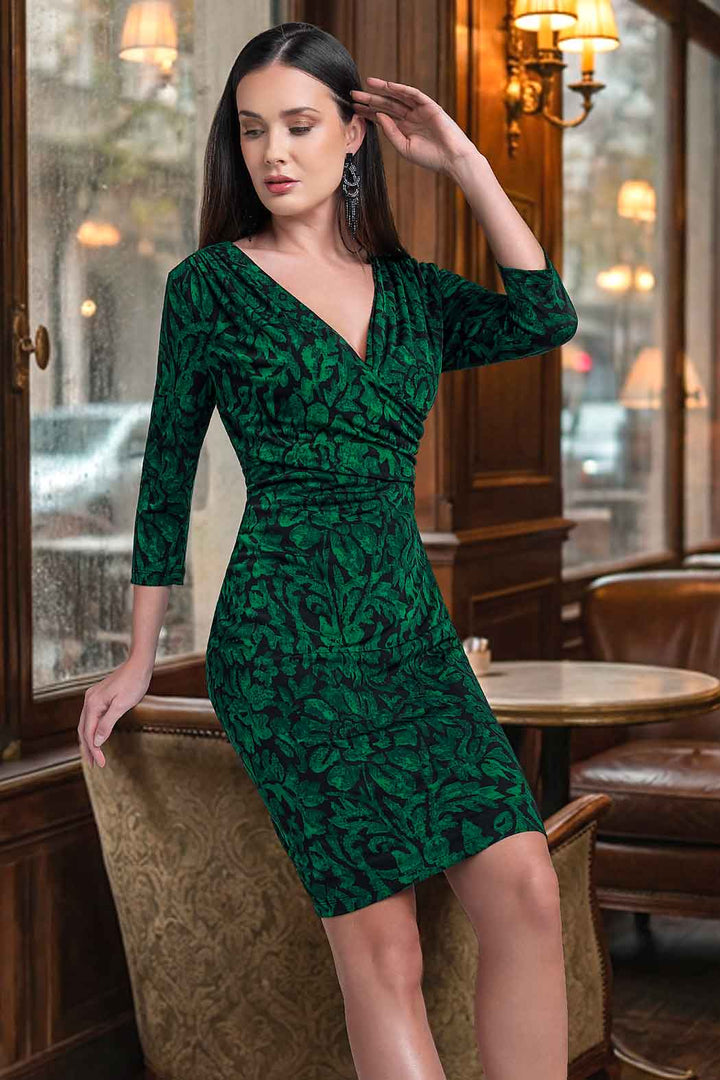 Vestido Estampado Con Escote Cruzado