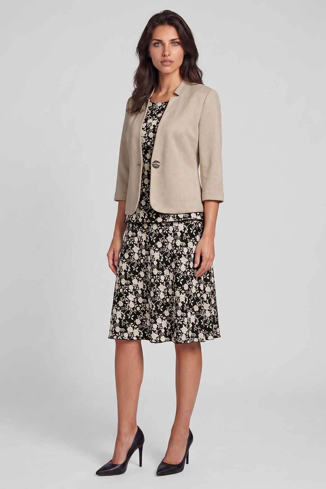 Conjunto De Falda Estampada Con Top Y Saco