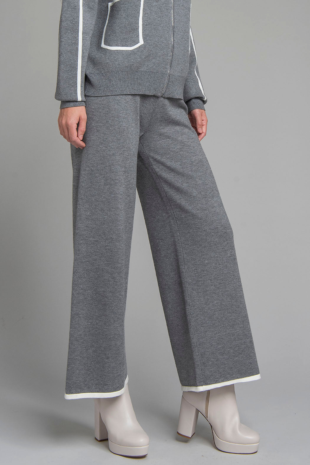 Pantalon De Punto Corte Recto