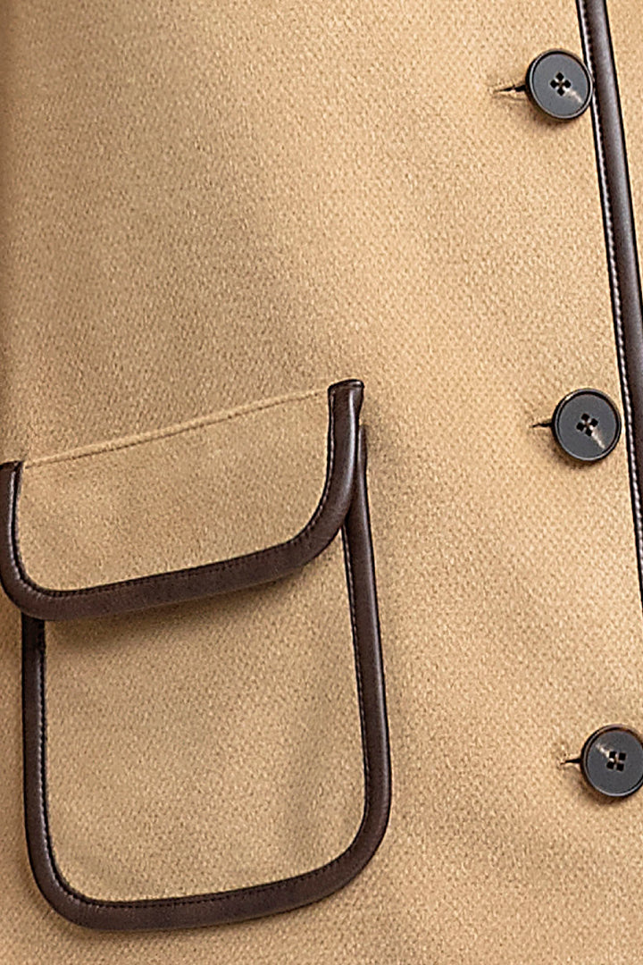 Chamarra Con Bolsas Al Frente