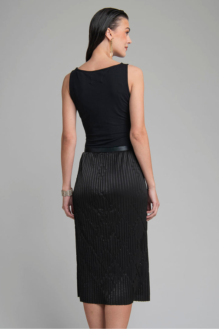 Vestido Sin Mangas Con Falda Tableada