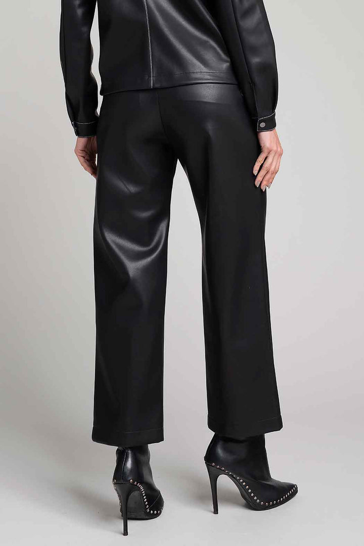 Pantalon De Vinipiel Con Pinzas