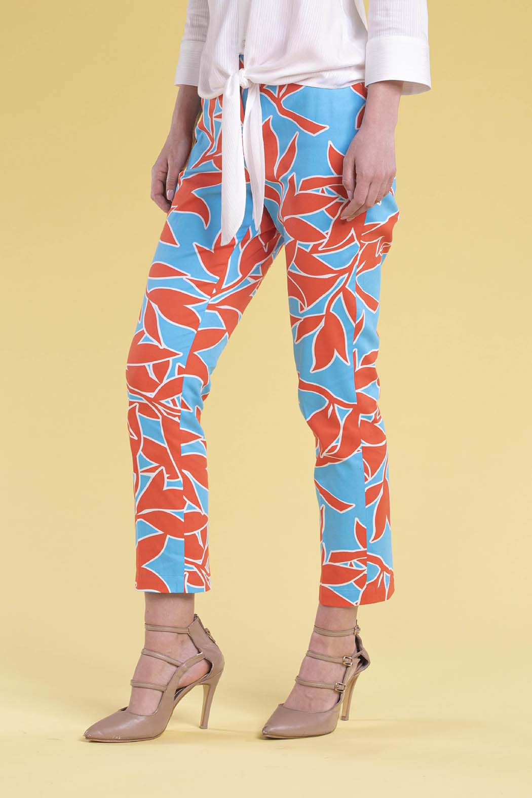 Pantalon Con Estampado De Hojas