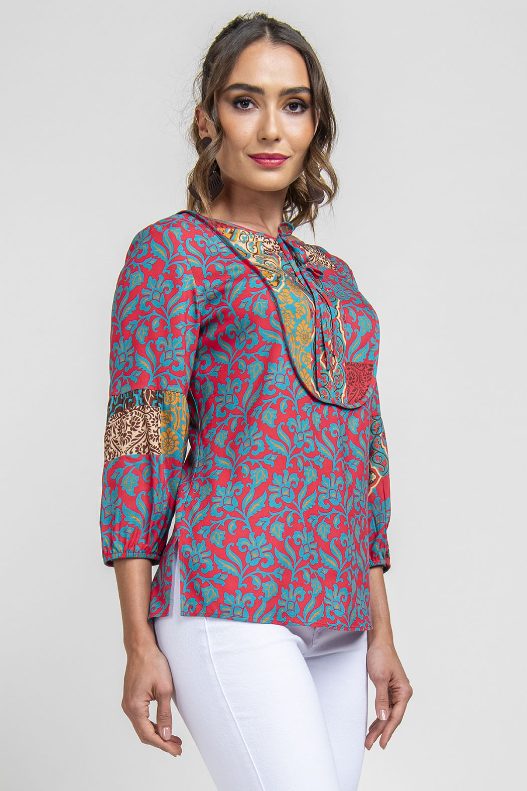 Blusa Estampada Con Amarre Al Frente