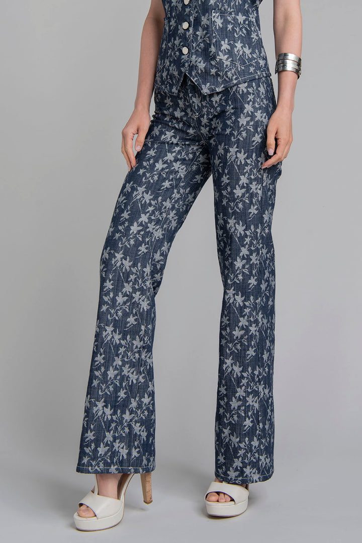 Pantalon  De Mezclilla Con Estampado De Hojas