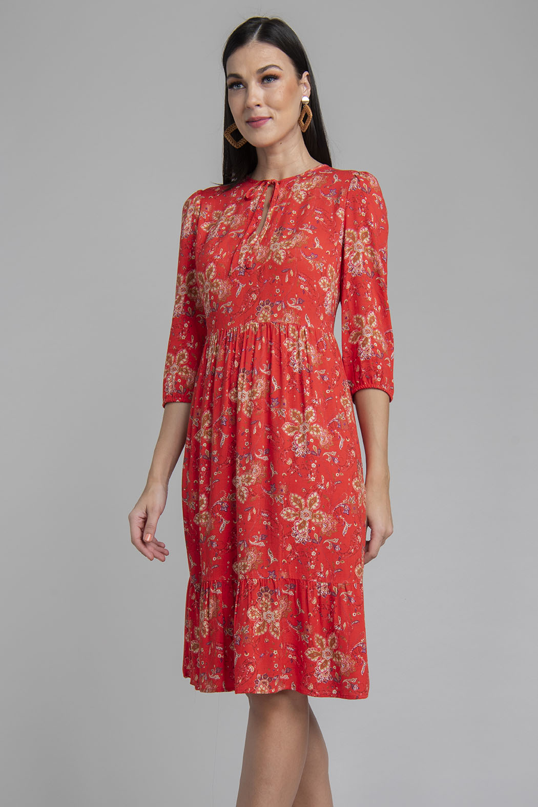 Vestido Estampado Con Olan