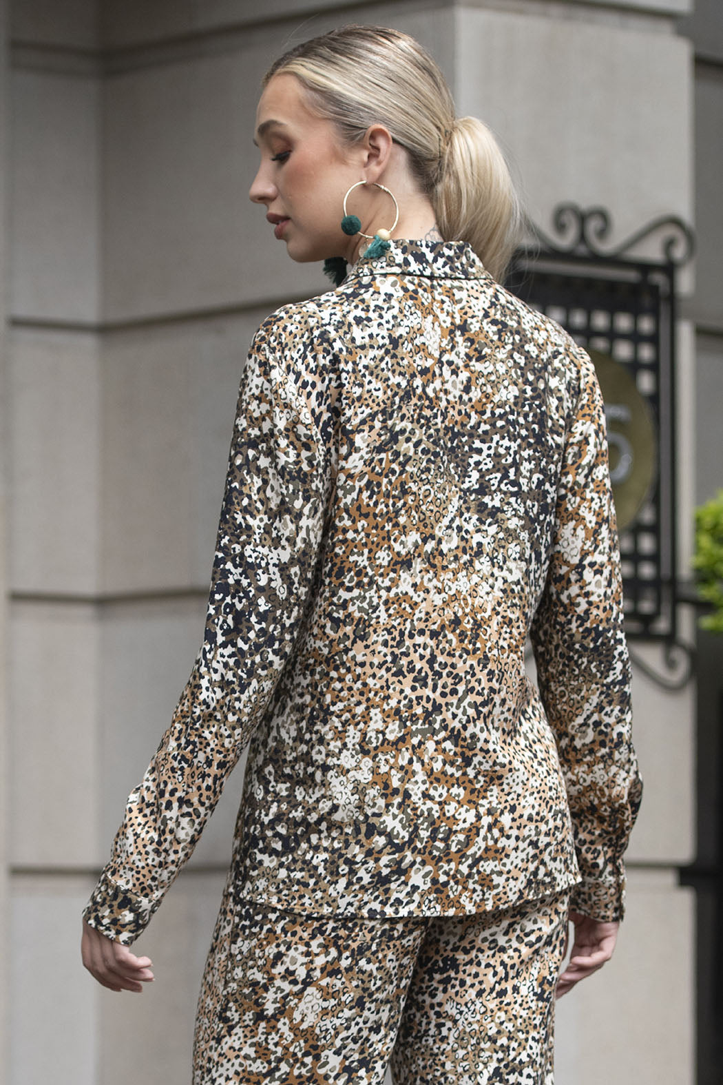 Blusa Camisera De Manga Larga Con Estampado De Animal Print