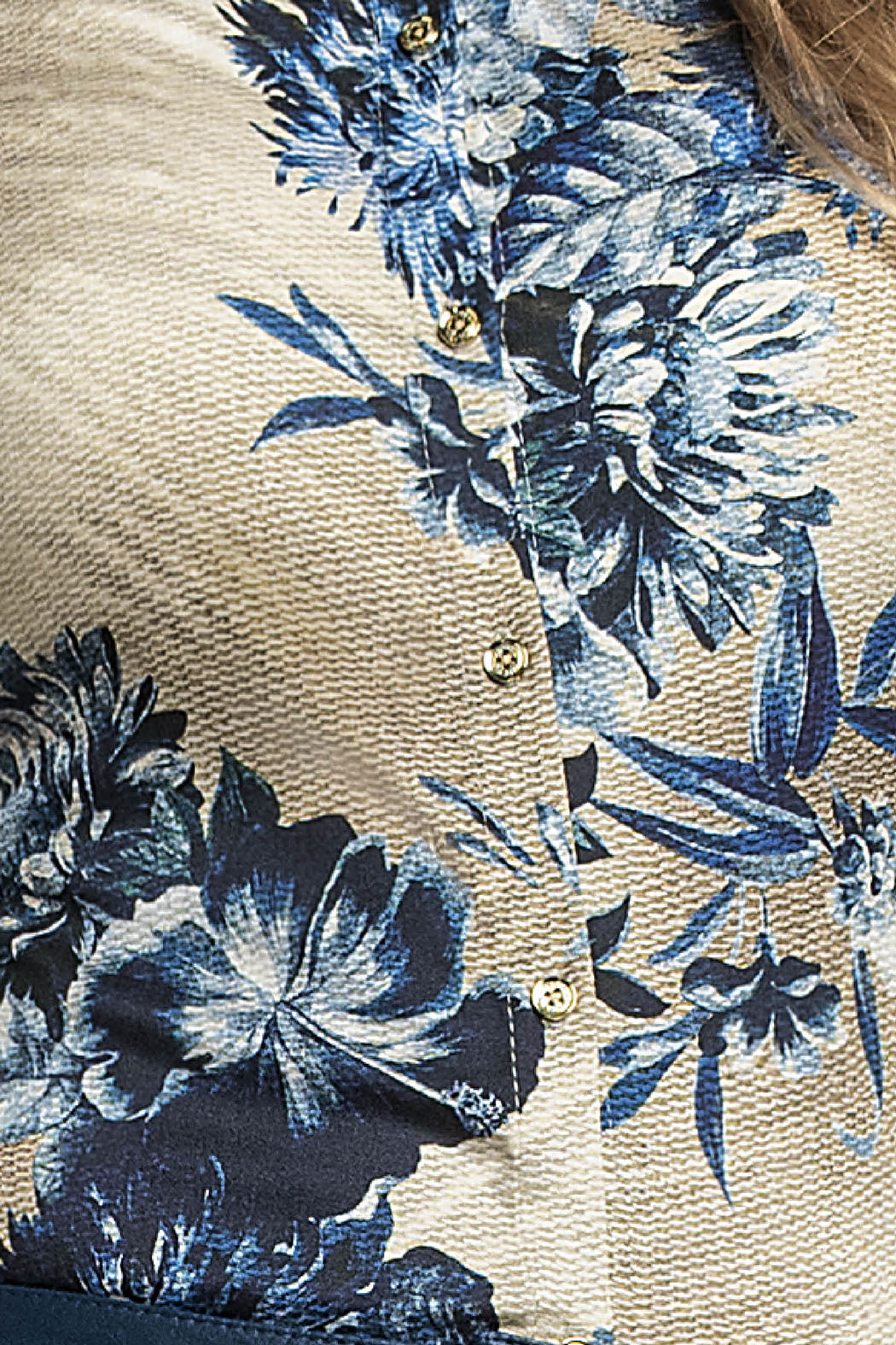 Blusa De Satin Con Estampado De Flores