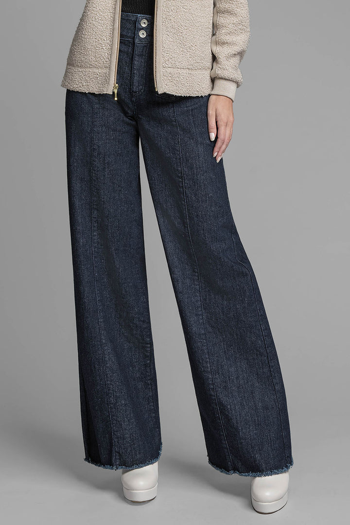 Jeans Corte Ancho Con Bolsas Al Frente