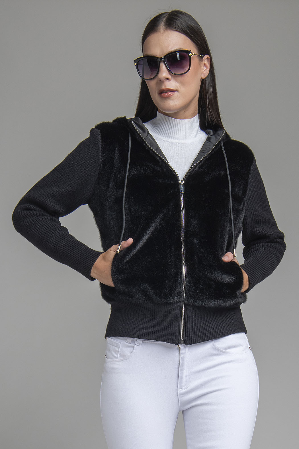 Chamarra Con Peluche En Pecho Y Espalda