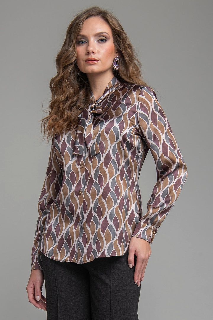 Blusa Estampada Con Corbatin