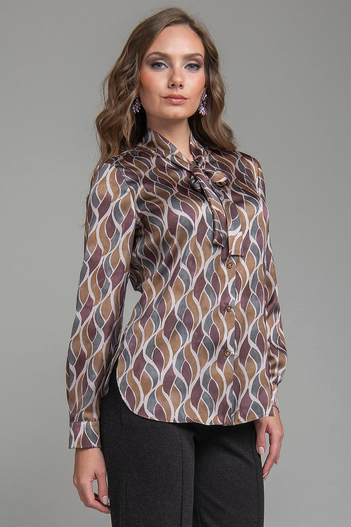 Blusa Estampada Con Corbatin