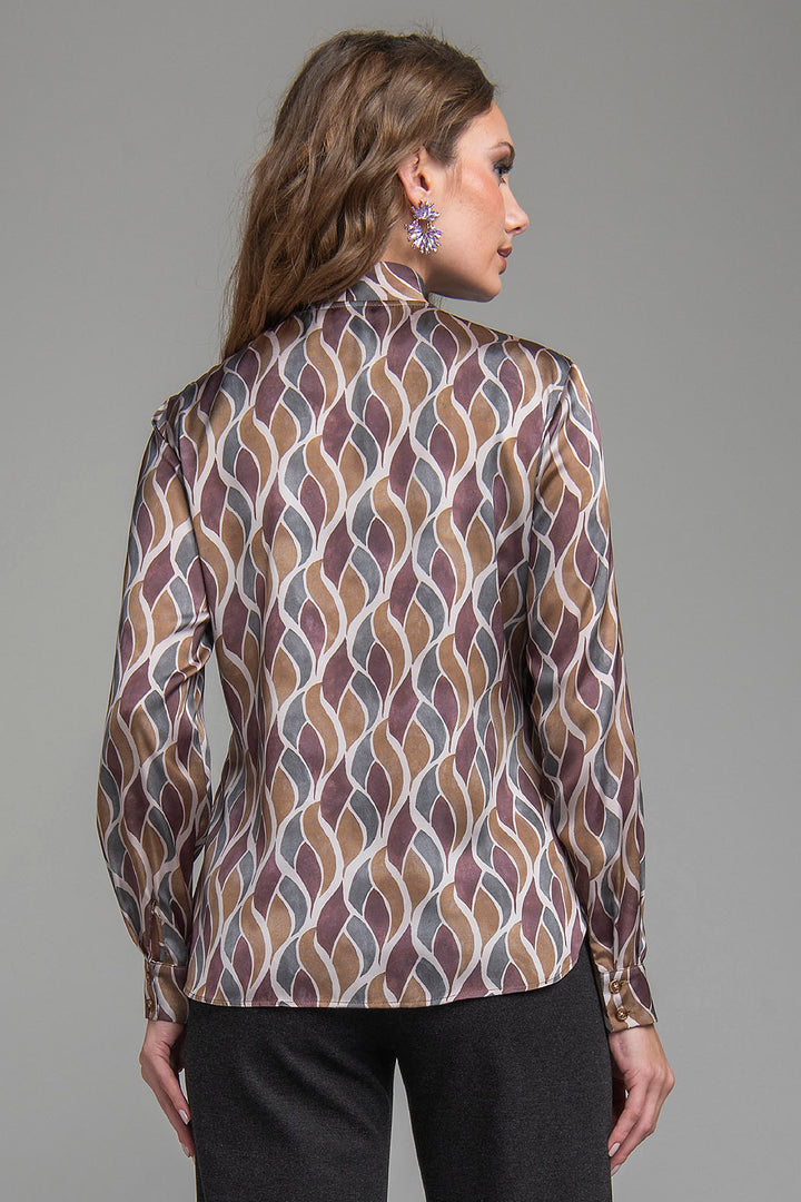 Blusa Estampada Con Corbatin