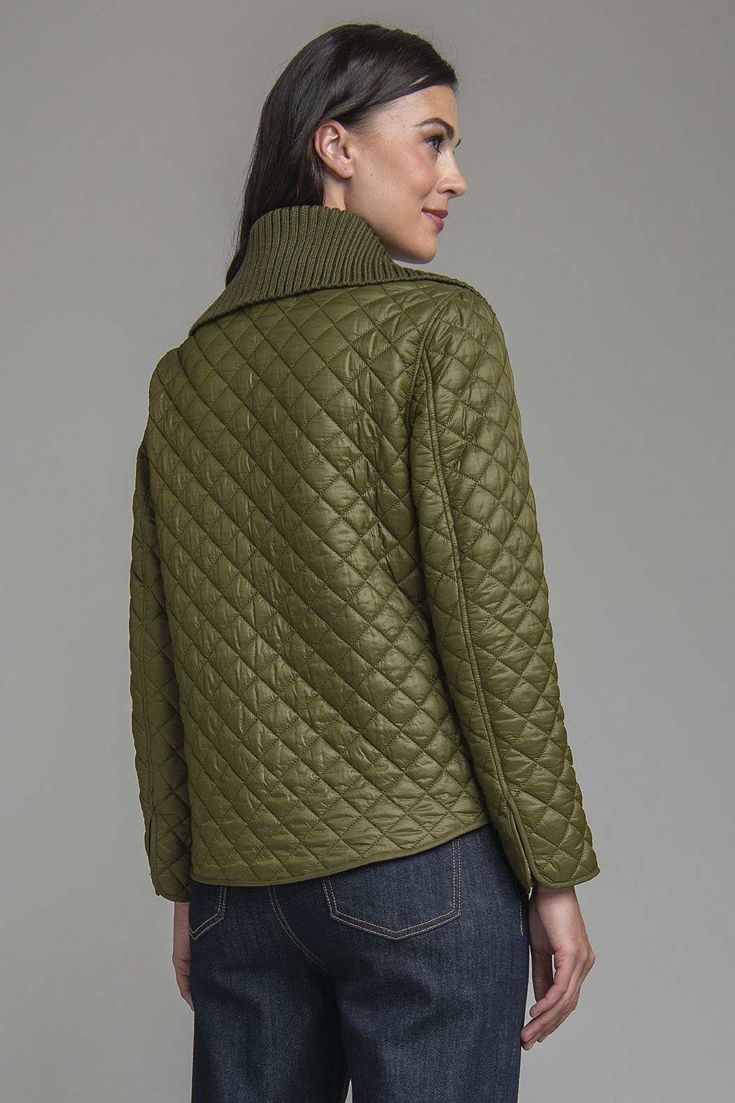 Chamarra Capitonada Con Bolsas