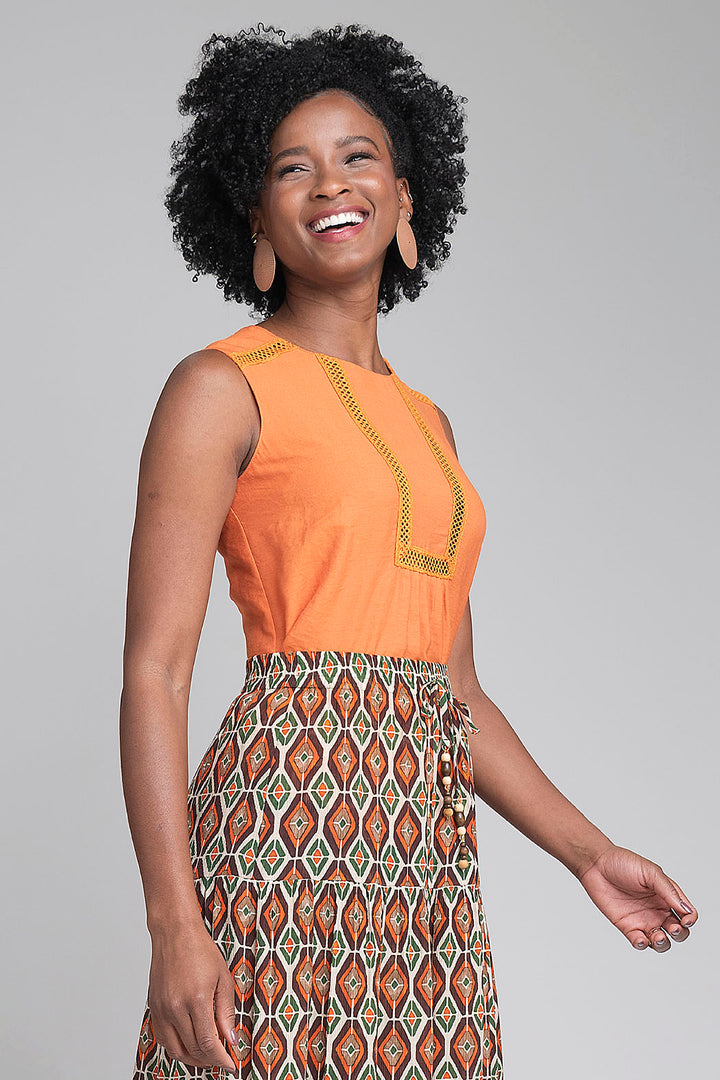 Blusa Lisa Sin Mangas