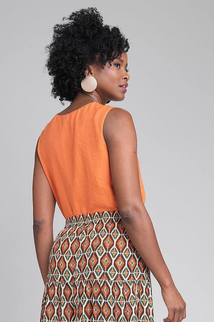 Blusa Lisa Sin Mangas