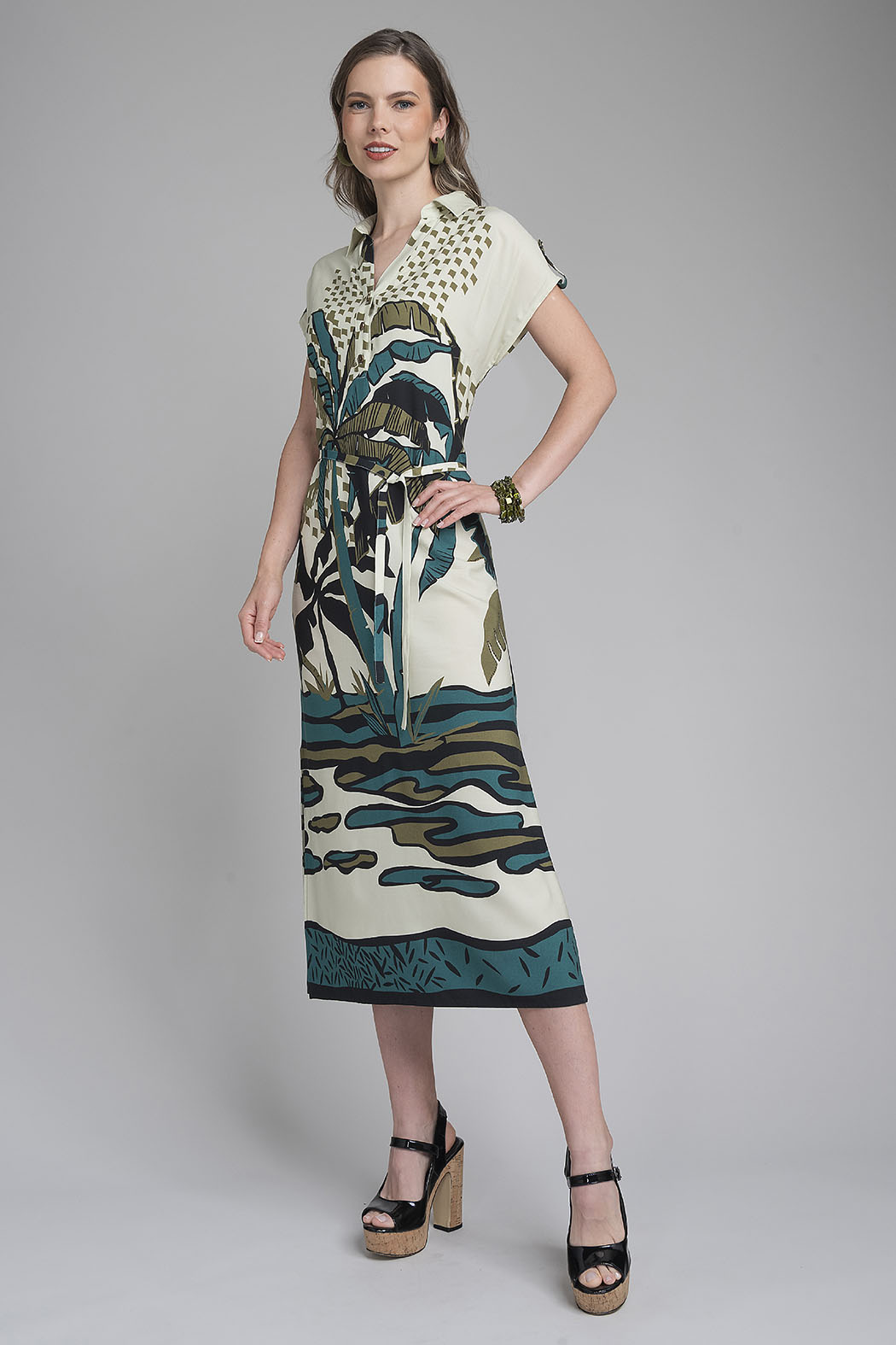 Vestido Largo Estampado De Manga Corta