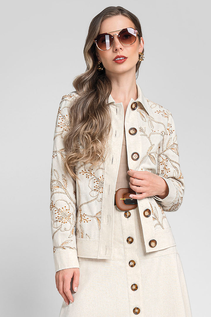 Chamarra Con Detalles Bordados