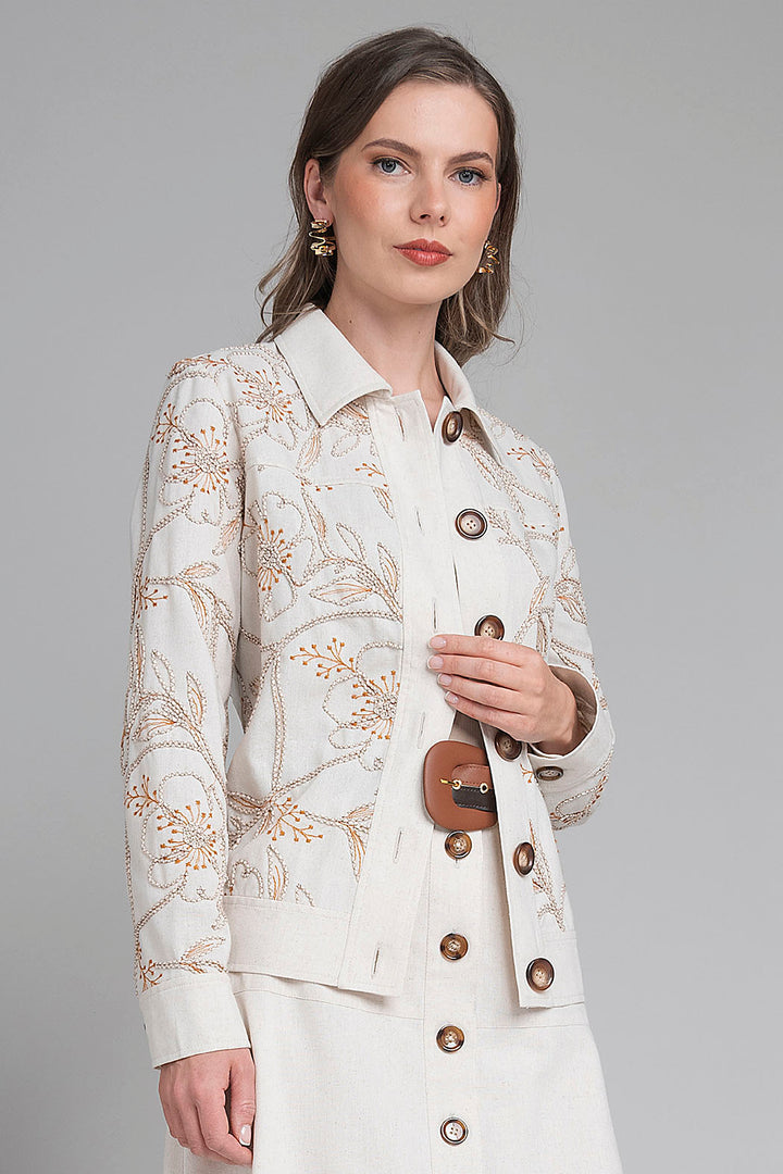 Chamarra Con Detalles Bordados