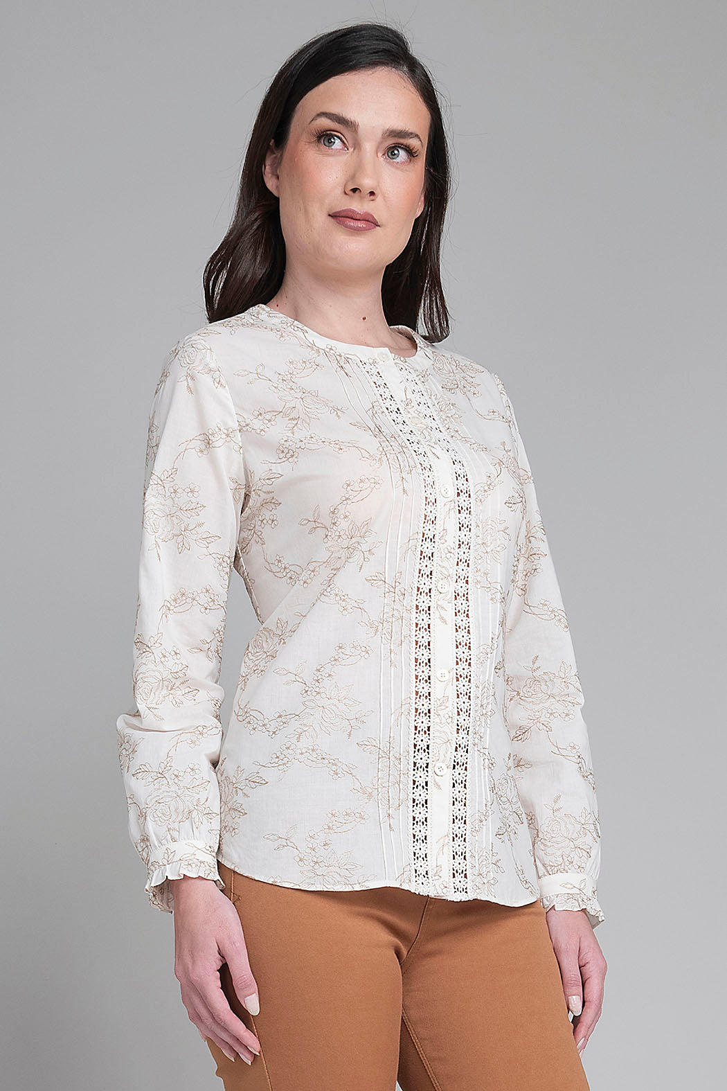 Blusa De Manga Larga Con Detalles Bordados