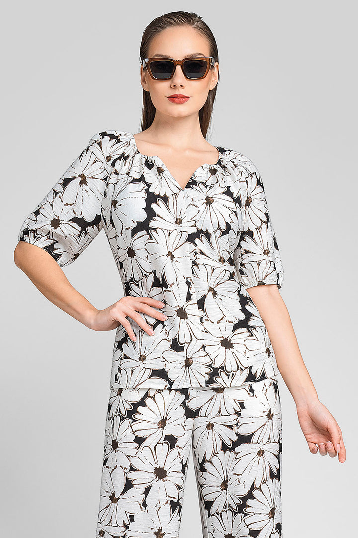 Blusa Estampada Con Manga Corta