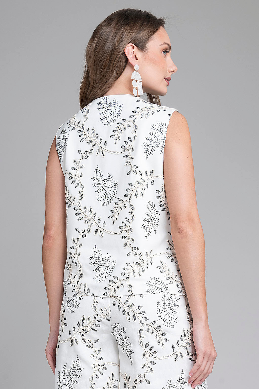 Chaleco Estampado De Flores Bordadas