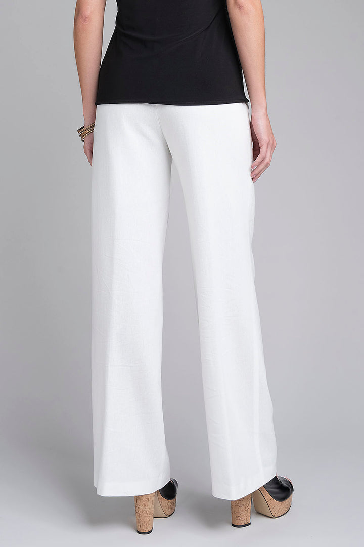 Pantalon Liso Con Bolsas