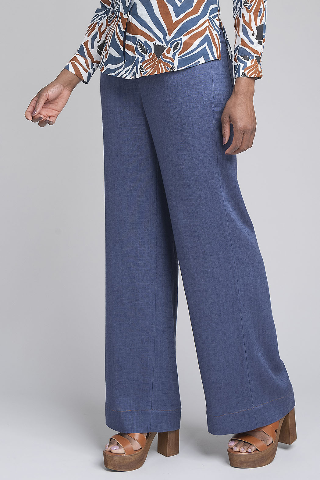 Pantalon Liso Con Resorte En Cintura