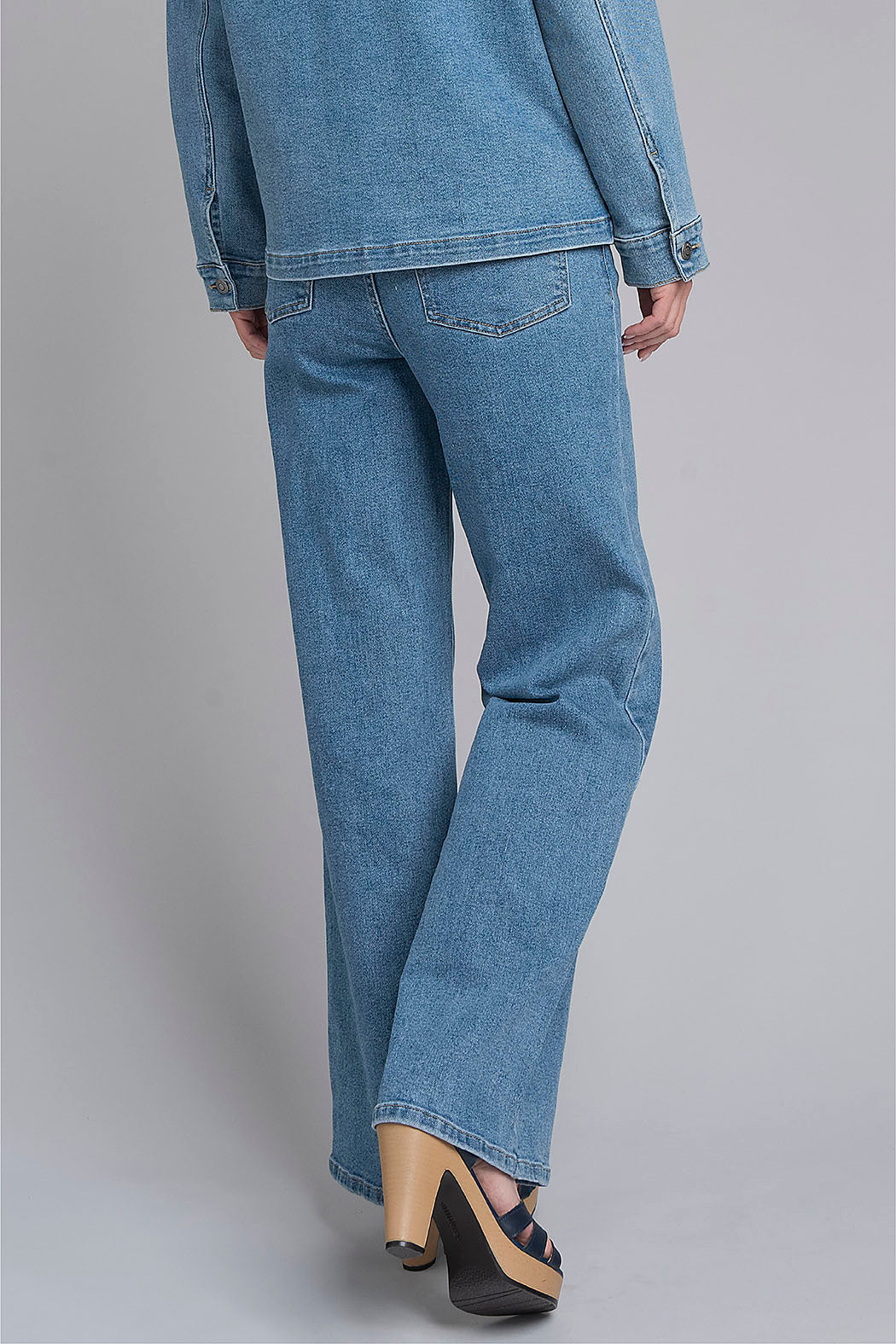 Pantalon De Mezclilla Corte Recto