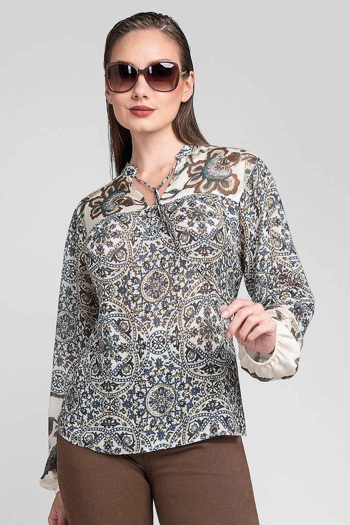 Blusa Estampada Con Cenefa