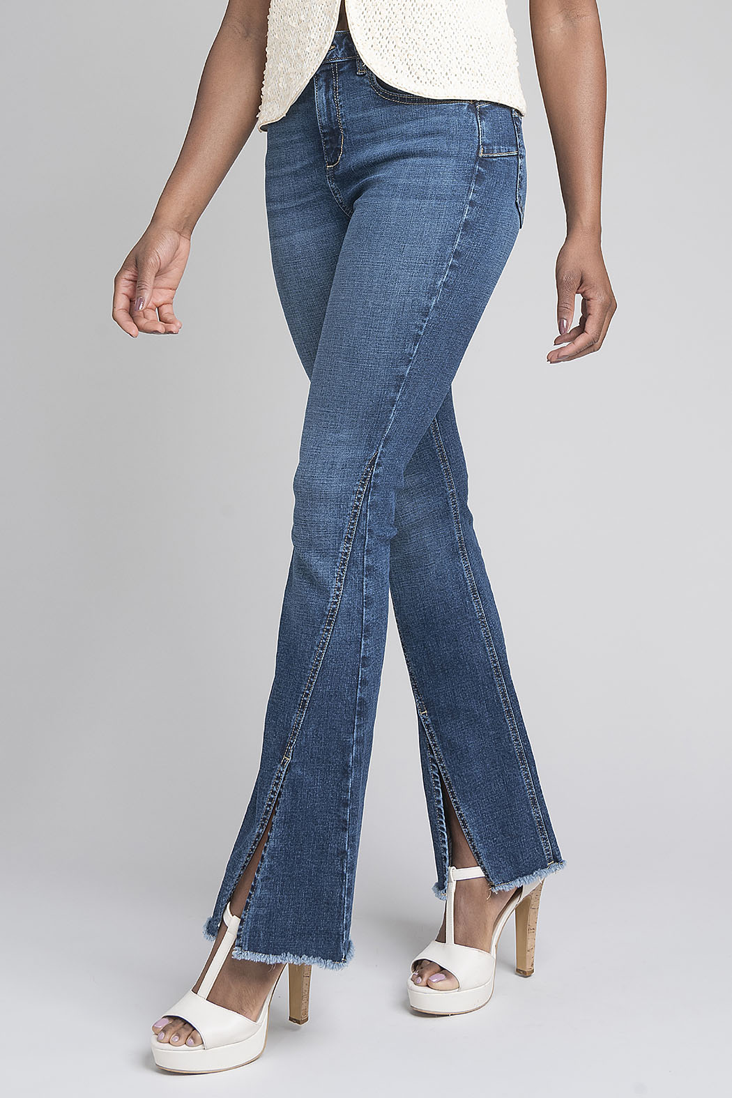 Pantalon De Mezclilla Corte Campana
