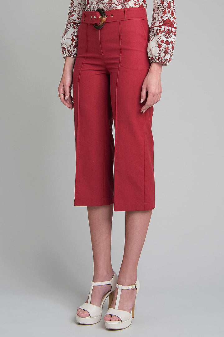 Pantalon Capri Con Cinturon
