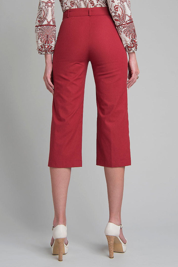 Pantalon Capri Con Cinturon