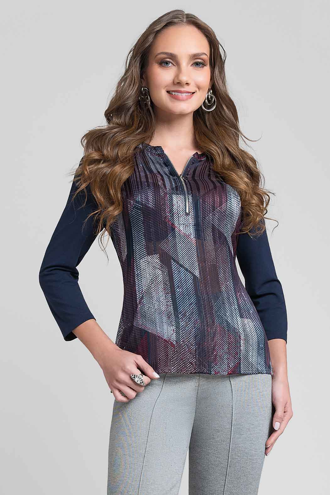 Blusa Estampada Con Medio Cierre Al Frente
