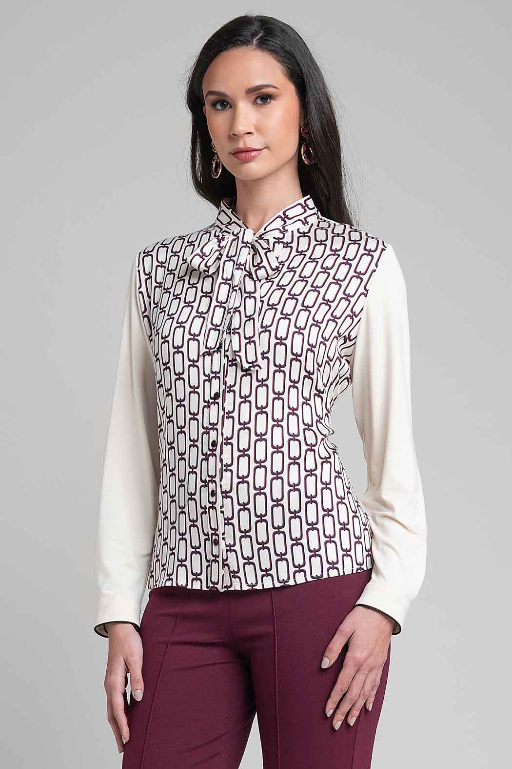 Blusa De Manga Larga Con Corbatin
