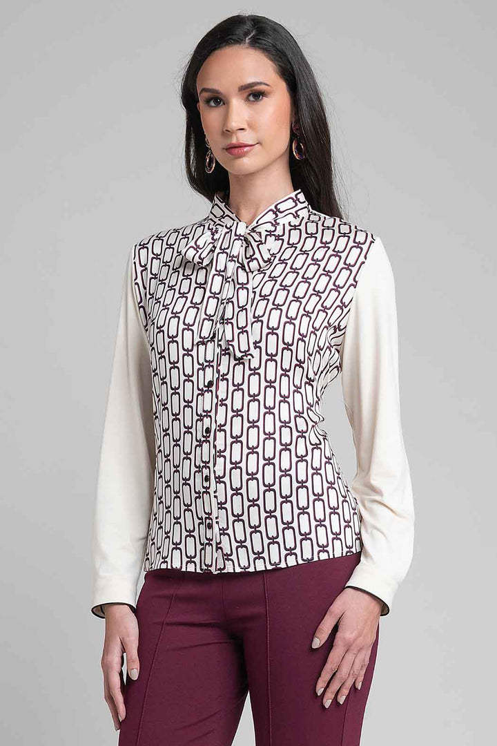 Blusa De Manga Larga Con Corbatin