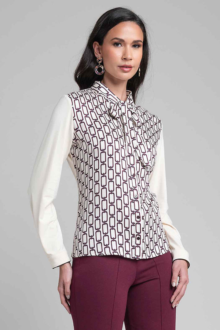 Blusa De Manga Larga Con Corbatin