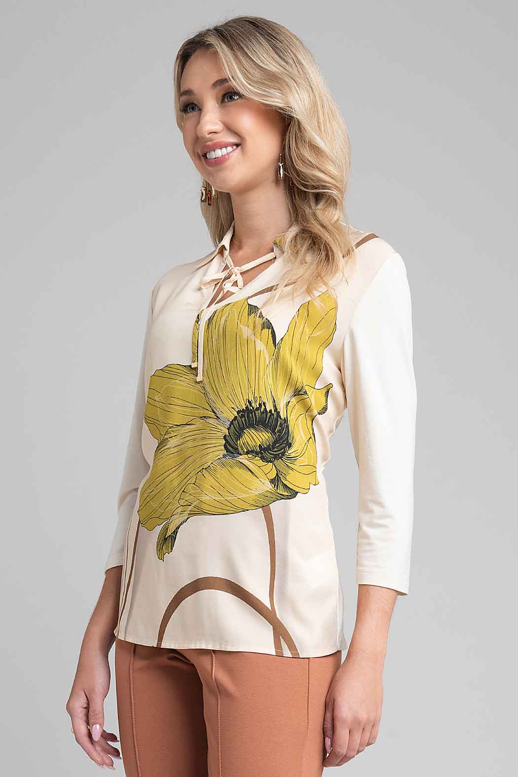 Blusa Con Estampado De Flor